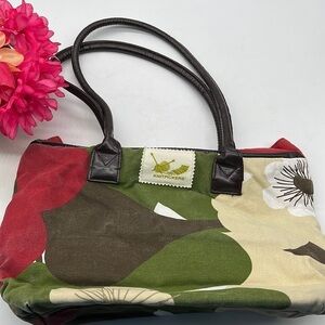 Knotpickers Knitting Tote Bag Floral Tote Bag With Leather Handles. TOT1788